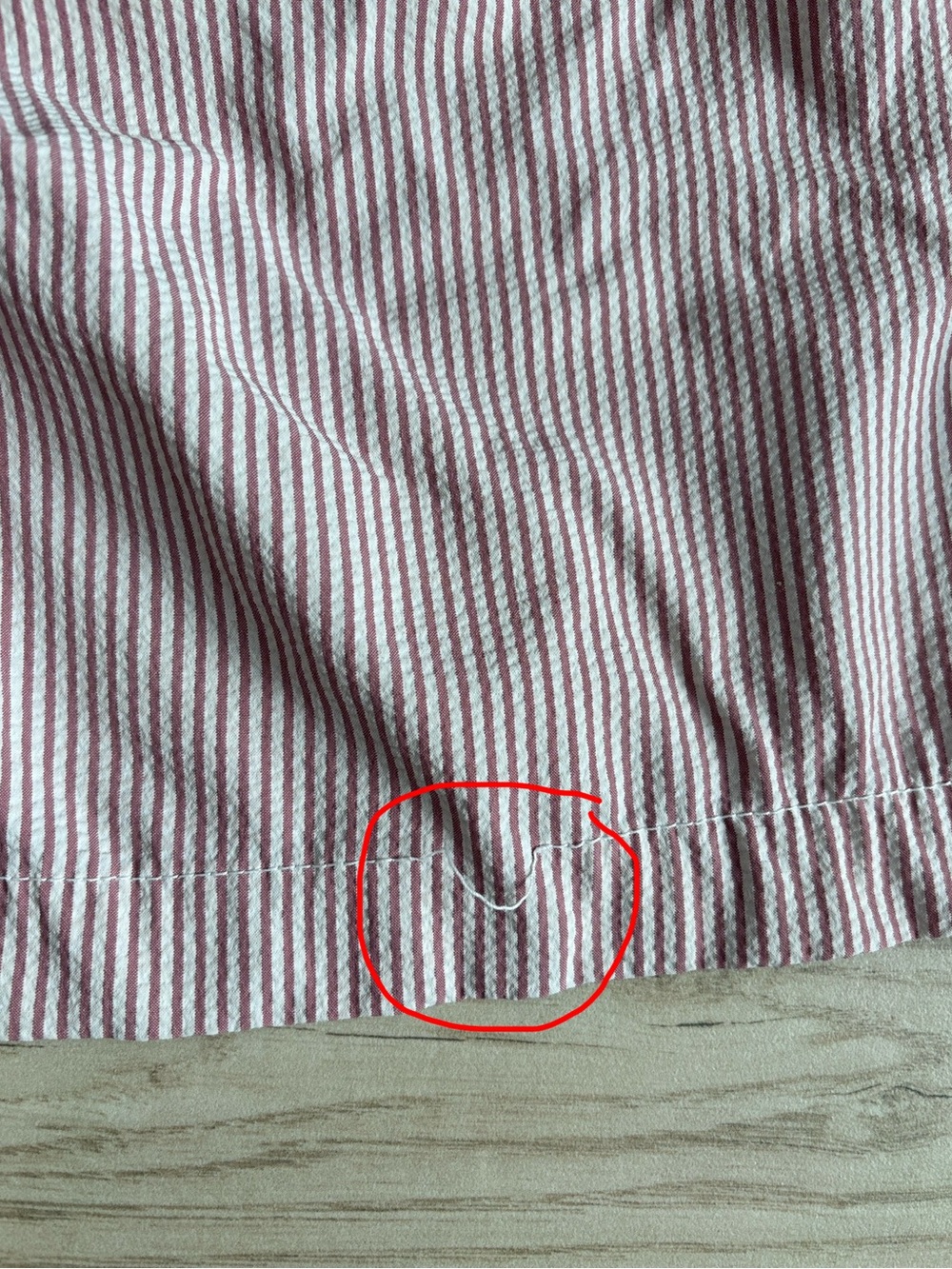 Men’s Onia Calder 7” Striped Seersucker Swim Trunks Size 34 Waist - Picture 7 of 8
